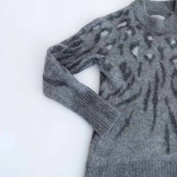All  Saints Grey Animal Print 55% Mohair, 13% Wool Crewneck Sweater XSmall - Picture 8 of 14